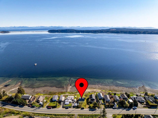 4 of 32 - 5630 Island Hwy S, Union Bay, BC