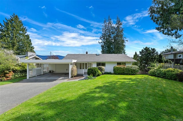 1 of 41 - 4529 Lanes Rd, Cowichan Bay, BC