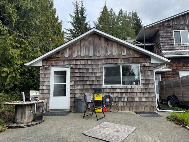 4 of 15 - 460 Pachena Rd, Bamfield, BC