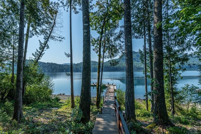 2 of 80 - 9310 Creekside Dr, Youbou, BC