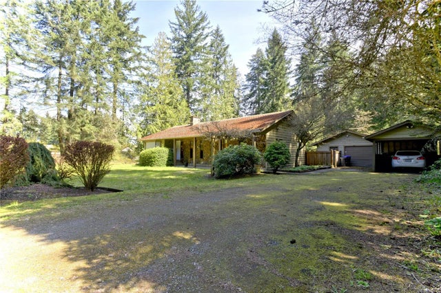 1 of 18 - 1048 Price Rd, Errington, BC