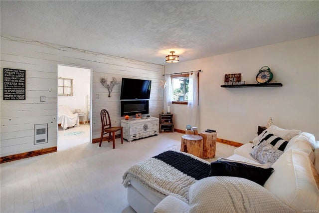 3 of 44 - 6816 First St, Honeymoon Bay, BC