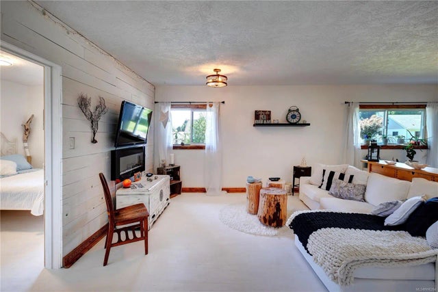 5 of 44 - 6816 First St, Honeymoon Bay, BC