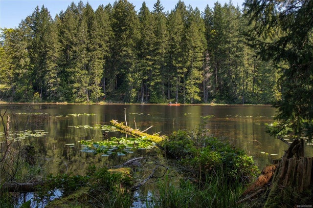 3 of 47 - 5240 Country Place Rd, Denman Island, BC