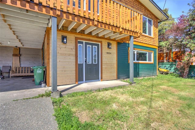 3 of 63 - 8054 Bertha St, Crofton, BC