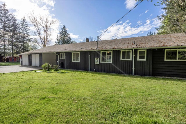 1 of 38 - 2910 Palmer Rd, Coombs, BC