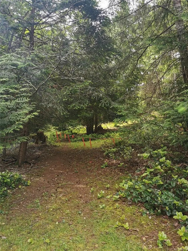 1 of 33 - 570 Aya Reach Rd, Mayne Island, BC