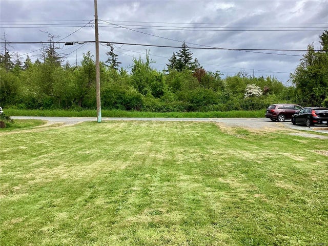 1 of 10 - Lot 15 Chaplin St, Crofton, BC