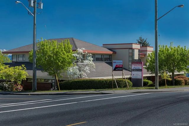 3 of 5 - 6010 Brickyard Rd, Nanaimo, BC