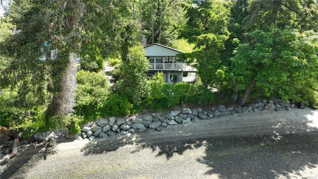 1 of 35 - 8041 Dyke Rd, Crofton, BC