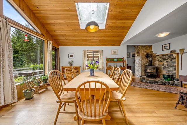 4 of 53 - 822 Austin Dr, Cortes Island, BC