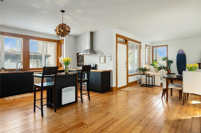 5 of 42 - 320 Pass Of Melfort Pl, Ucluelet, BC