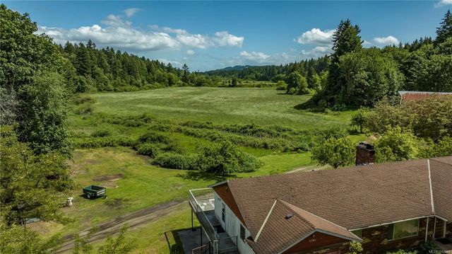 2 of 43 - 3786 Jingle Pot Rd, Nanaimo, BC