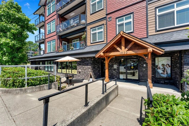 2 of 28 - 1533 Joan Ave 403, Crofton, BC