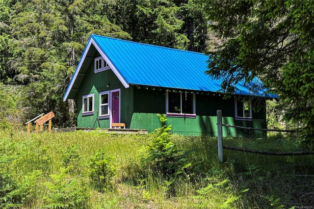 1 of 24 - 1317 Whaletown Rd, Cortes Island, BC