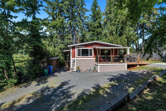 2 of 40 - 1501 Fairfield Rd, Cobble Hill, BC