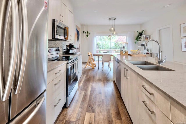 4 of 23 - 625 Hellesen Dr 14, Tofino, BC