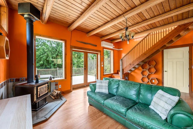 4 of 34 - 2350 Chickadee Rd, Denman Island, BC