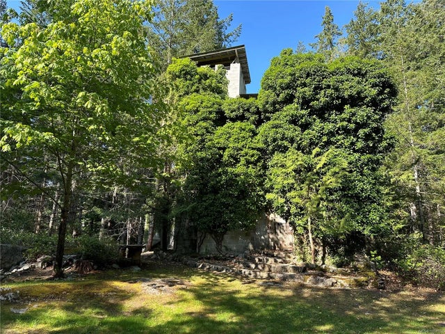 1 of 66 - 1416 Manzanita Rd, Cortes Island, BC