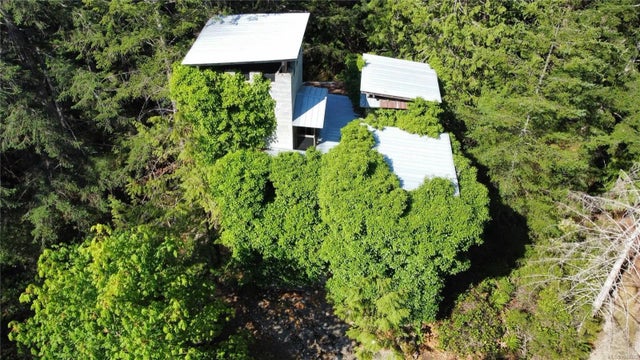 2 of 66 - 1416 Manzanita Rd, Cortes Island, BC
