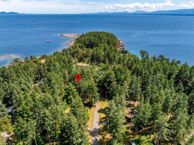 2 of 23 - 5445 Campbell Rd, Hornby Island, BC