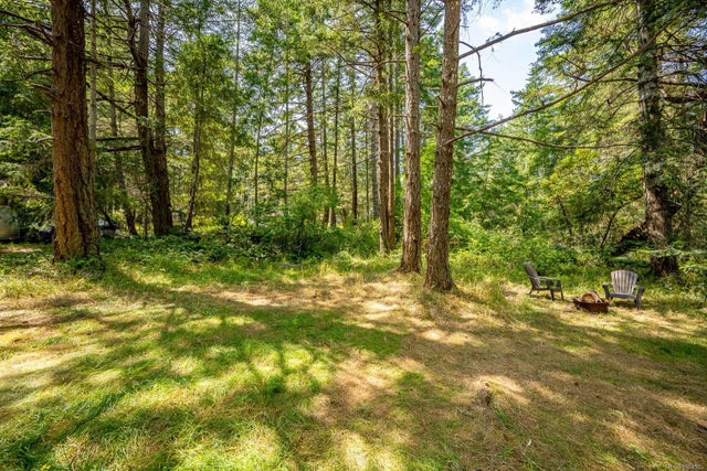 4 of 23 - 5445 Campbell Rd, Hornby Island, BC