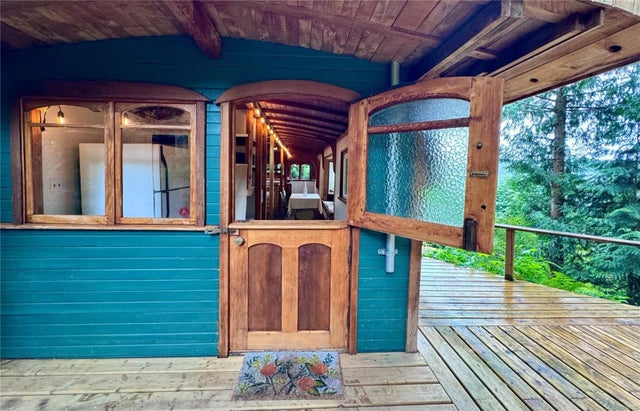 3 of 20 - 818 Sutil Point Rd, Cortes Island, BC