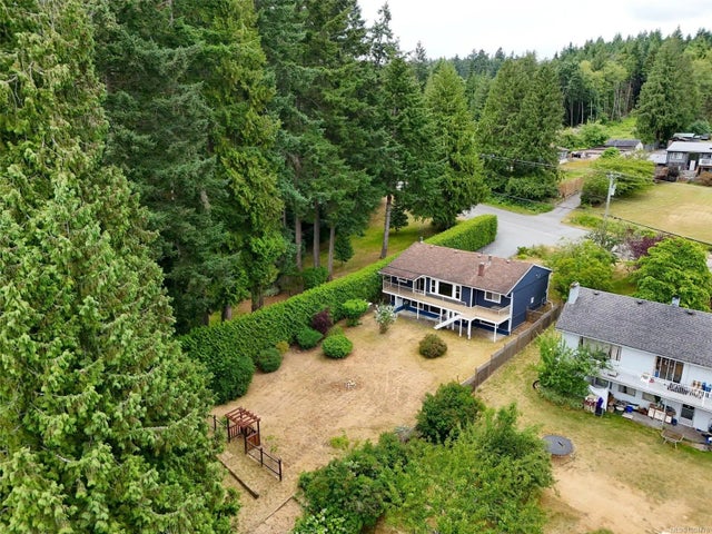 1 of 40 - 6982 Dickinson Rd, Lantzville, BC