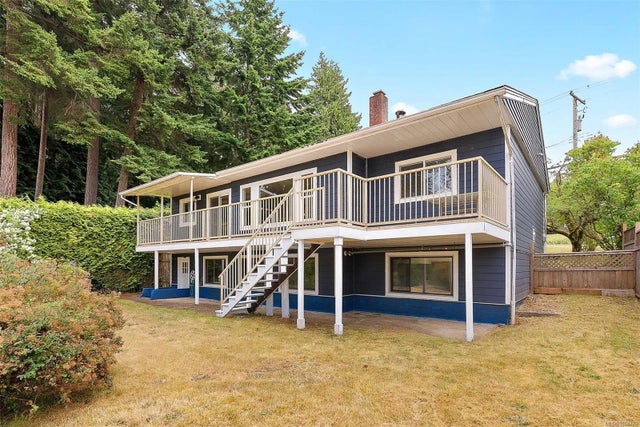 3 of 40 - 6982 Dickinson Rd, Lantzville, BC