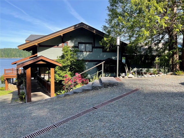 2 of 85 - 1027&1033 West Rd, Quadra Island, BC