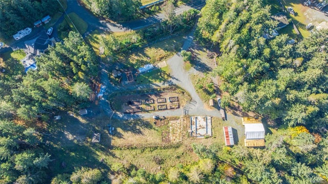 2 of 22 - 397 Evergreen Way, Coombs, BC