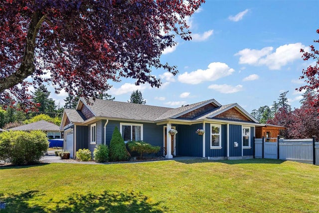 2 of 32 - 1538 Regatta Pl, Cowichan Bay, BC