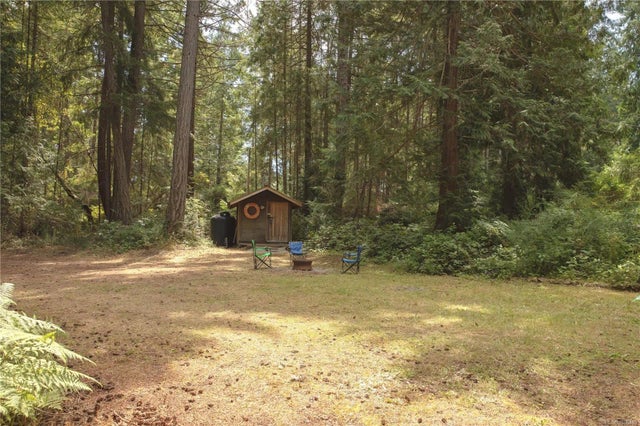 5 of 16 - 65 Decourcy Dr, Gabriola Island, BC