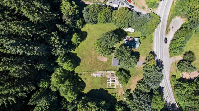 1 of 44 - 9490 South Shore Rd, Honeymoon Bay, BC