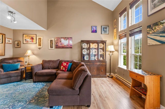 5 of 39 - 3635 Holland Ave, Cobble Hill, BC