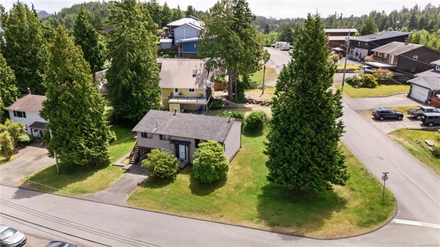 2 of 20 - 222 Marine Dr, Ucluelet, BC