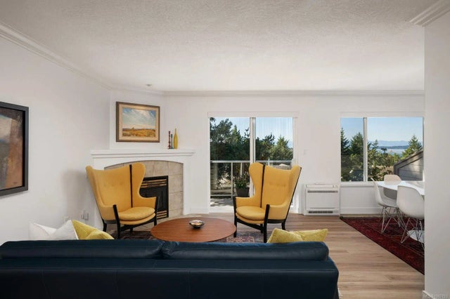 3 of 33 - 118 Aldersmith Pl 59, View Royal, BC