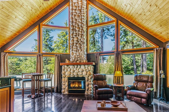 2 of 36 - 1560 Dorcas Point Rd, Nanoose Bay, BC