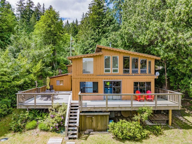 2 of 78 - 830 Austin Dr, Cortes Island, BC