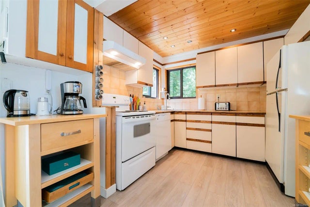 3 of 78 - 830 Austin Dr, Cortes Island, BC