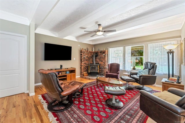 3 of 49 - 591 Aboyne Ave, North Saanich, BC