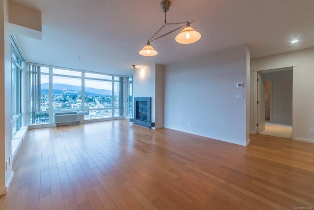 1 of 26 - 38 Front St 903, Nanaimo, BC