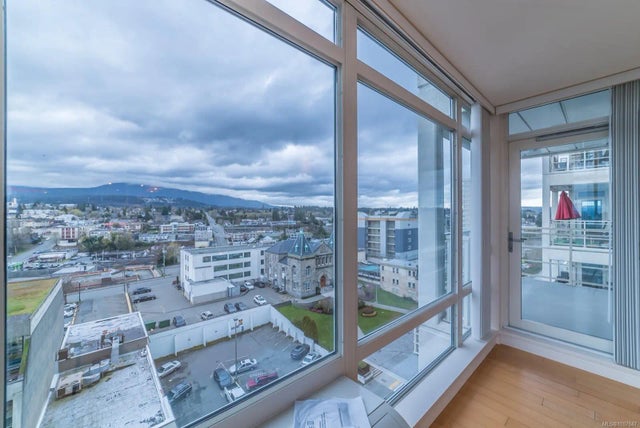 4 of 26 - 38 Front St 903, Nanaimo, BC