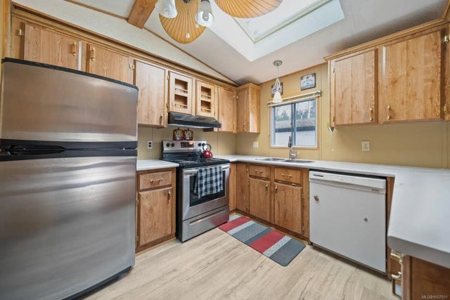 4 of 25 - 8697 North Shore Rd 7, Lake Cowichan, BC