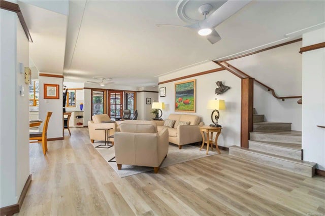 4 of 62 - 10937 Madrona Dr, North Saanich, BC