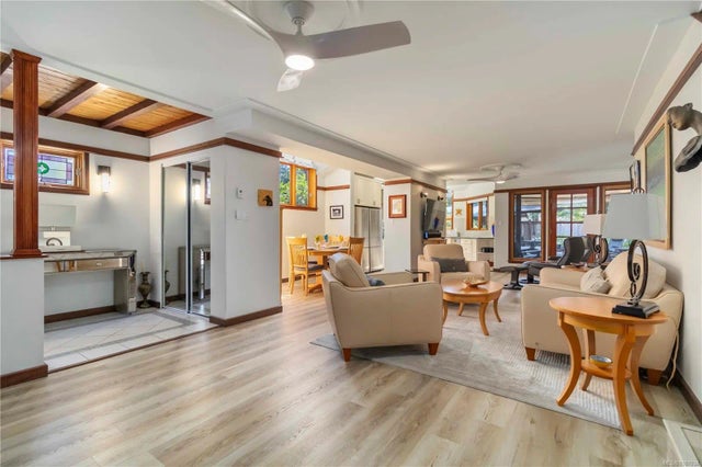 5 of 62 - 10937 Madrona Dr, North Saanich, BC