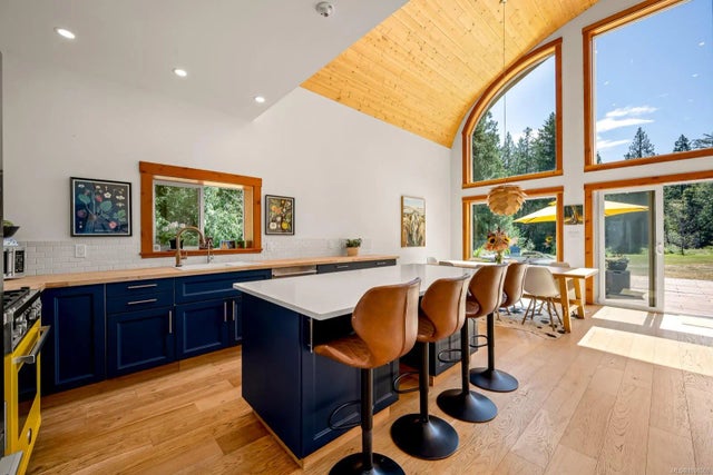 3 of 82 - 4340 Central Rd, Hornby Island, BC