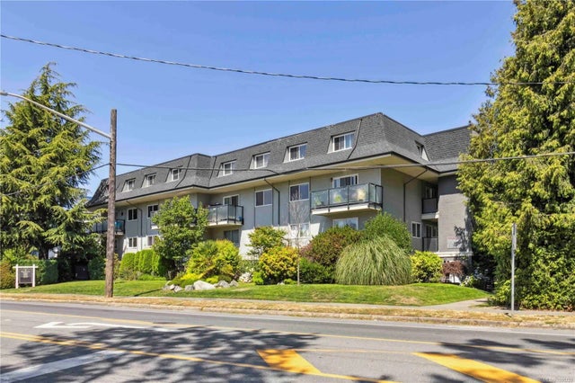 2 of 48 - 840 Craigflower Rd 36, Esquimalt, BC