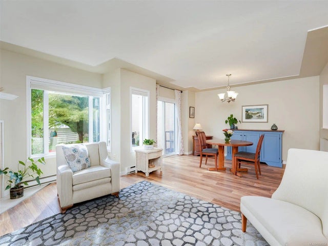 4 of 42 - 10471 Resthaven Dr 26, Sidney, BC