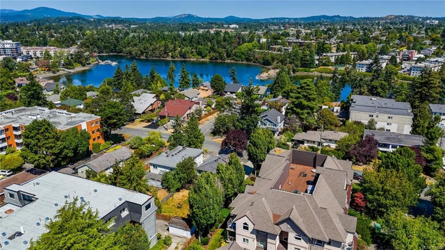 3 of 40 - 835 Selkirk Ave 204, Esquimalt, BC